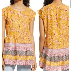 Beachlunchlounge Jessa Border Print Papaya Lilies cotton top - size small